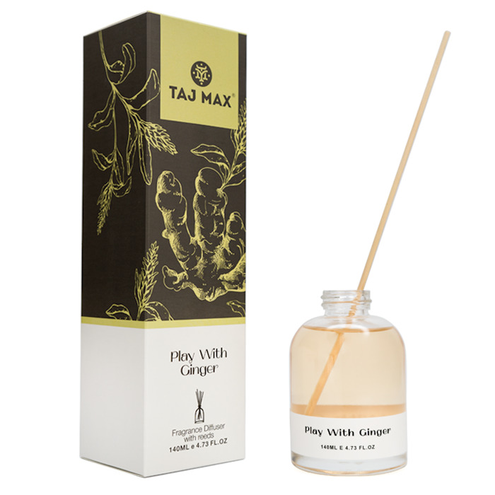 Taj Max Play With Ginger